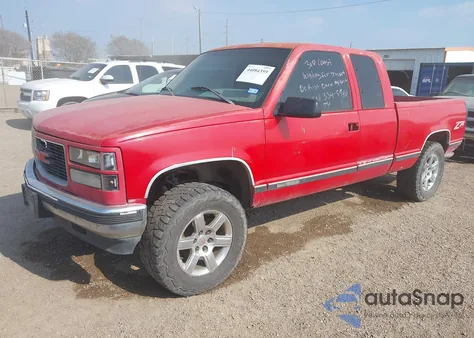 1996 GMC Sierra K1500 z USA, uszkodzony, nr VIN 1GTEK19R1TE522800
